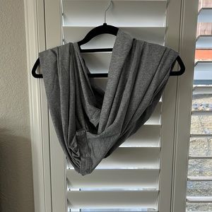 Lululemon customizable snap scarf/shawl